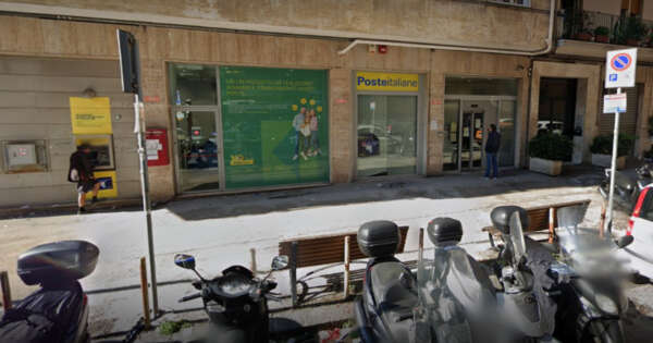 Rapina Alle Poste A Vomero Il Raid A Pistole Spianate Tra Dipendenti E