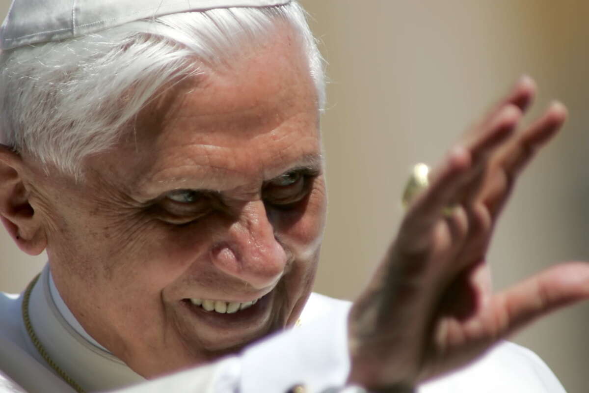 Lultimo Saluto A Papa Benedetto Xvi Luned La Salma A San Pietro Il