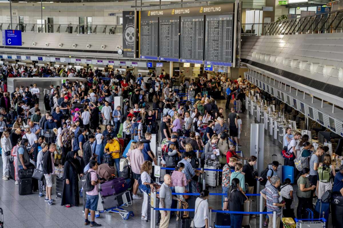 Sciopero Aerei Maggio Orari Voli Garantiti E Rimborsi Tutti I