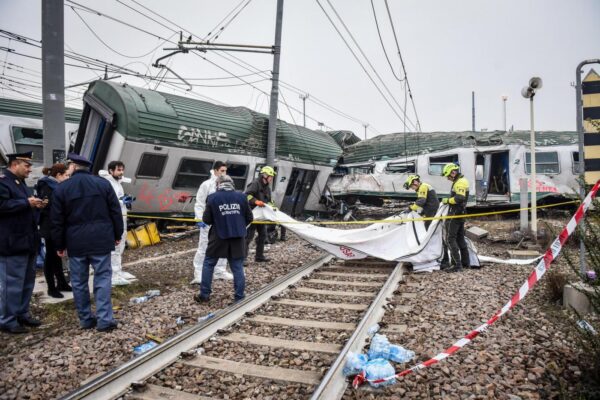 Treno deragliato, chiuse le indagini per il disastro di Pioltello