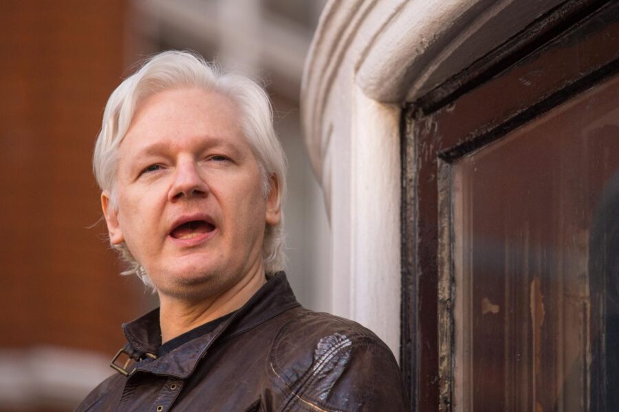 La Svezia archivia l’indagine su Julian Assange per stupro