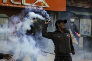Bolivia, scontri tra polizia e manifestanti pro Morales: 8 morti