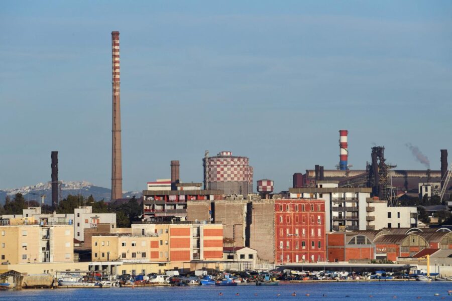 Ex Ilva, rinviata a marzo l’udienza: continua la trattativa commissari-ArcelorMittal