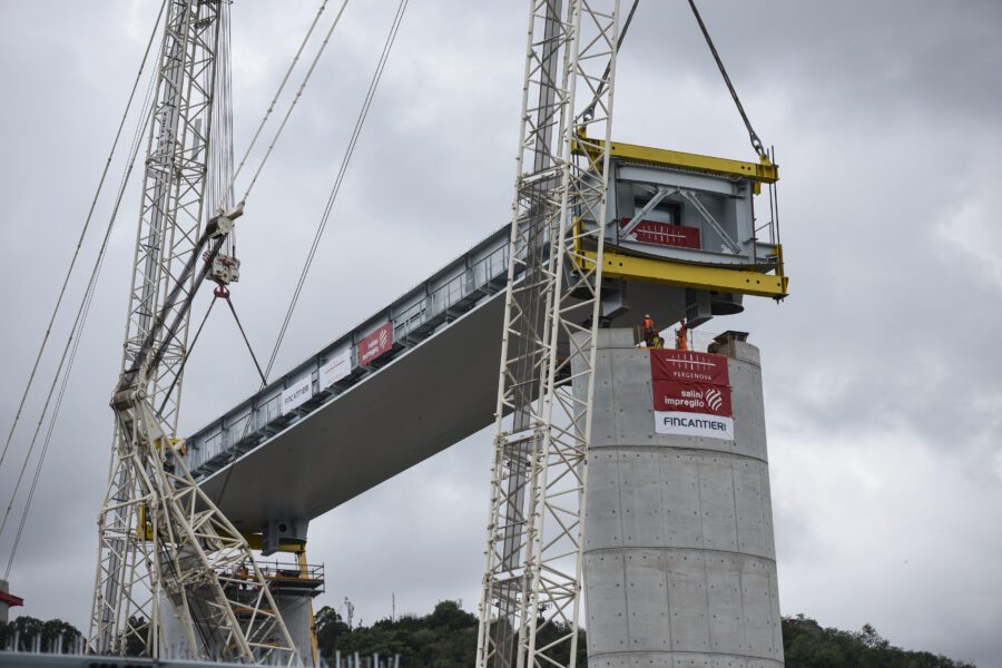 Autostrade, il Tar: l’esclusione dalla ricostruzione è costituzionale?