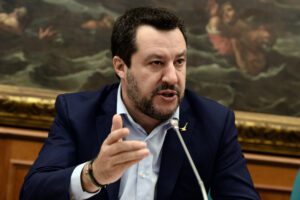 Caso Gregoretti, la maggioranza chiede il rinvio del voto sul processo a Salvini