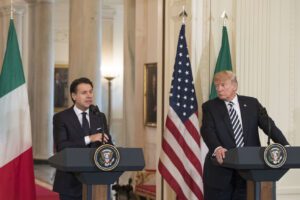 Trump minaccia nuovi dazi all’Italia: ecco quali sono i settori a rischio