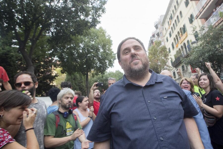 Catalogna, la Corte di giustizia europea: “Spagna scarceri Junqueras, ha immunità da eurodeputato”