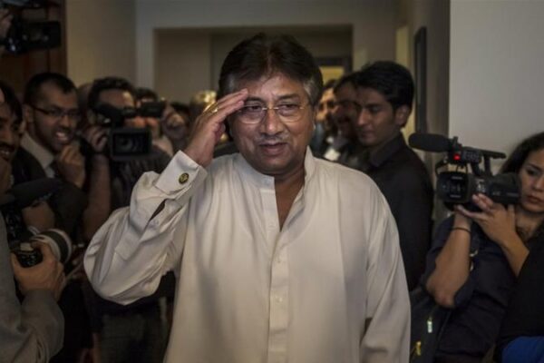 L’ex presidente del Pakistan Musharraf condannato a morte