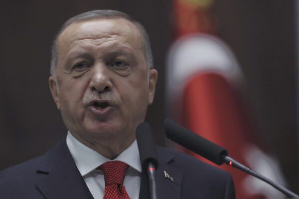 Erdogan si prende il gas nel Mediterraneo: via libera alle perforazioni davanti alla Libia