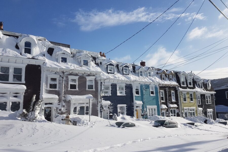 Ciclone bomba in Canada, città sommerse da metri di neve