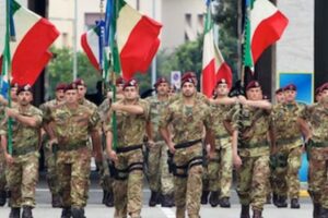 Libia, l’Italia prova a restare in partita in attesa di Berlino