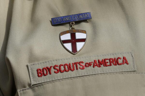 I Boy Scout d’America dichiarano bancarotta, travolti dalle cause per abusi sessuali