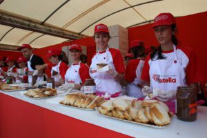 La festa per i 50 anni della Ferrero a Napoli (Foto Marco Cantile/LaPresse 18-05-2014)