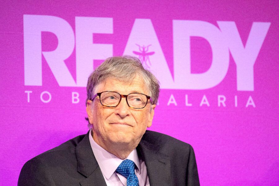 Ritratto di Bill Gates, filantropo e visionario: si è avverata la sua profezia sul Coronavirus
