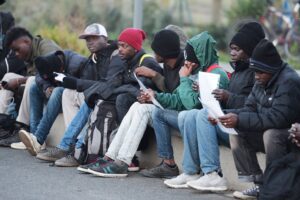 Case popolari ai migranti, la Consulta boccia le leggi leghiste