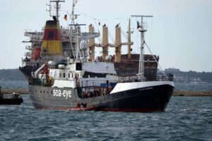 La nave Alan Kurdi in una foto dello scorso novembre (Foto Renato Ingenito/LaPresse03-11-2019 Taranto)