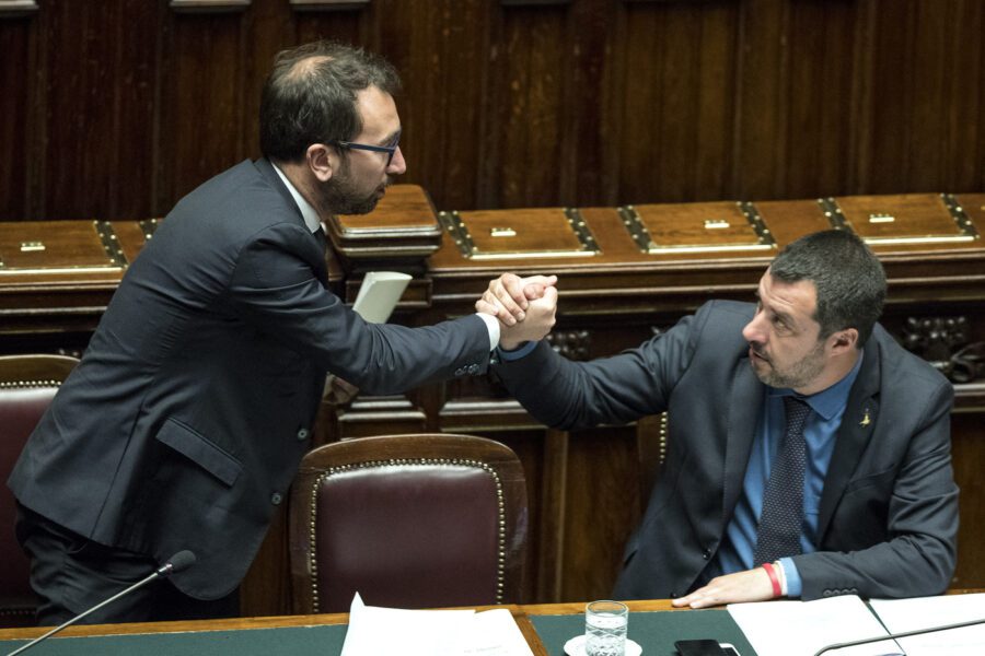 Bonafede è più reazionario di Salvini, perché nessuno di sinistra ne chiede le dimissioni?