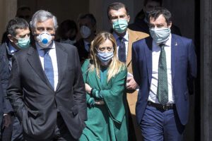 Salvini e Meloni due zombie, invece di infilzare il governo vogliono un posto a tavola