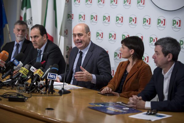 Foto Roberto Monaldo / LaPresse
13-02-2020 Roma
Politica
Il segretario del Partito Democratico Nicola Zingaretti presenta il "Piano per l’Italia"
Nella foto Graziano Delrio, Andrea Marcucci, Nicola Zingaretti, Debora Serracchiani, Andrea Orlando

Photo Roberto Monaldo / LaPresse
13-02-2020 Rome (Italy)
Democratic Party Secretary Nicola Zingaretti presents the "Plan for Italy"
In the pic Graziano Delrio, Andrea Marcucci, Nicola Zingaretti, Debora Serracchiani, Andrea Orlando