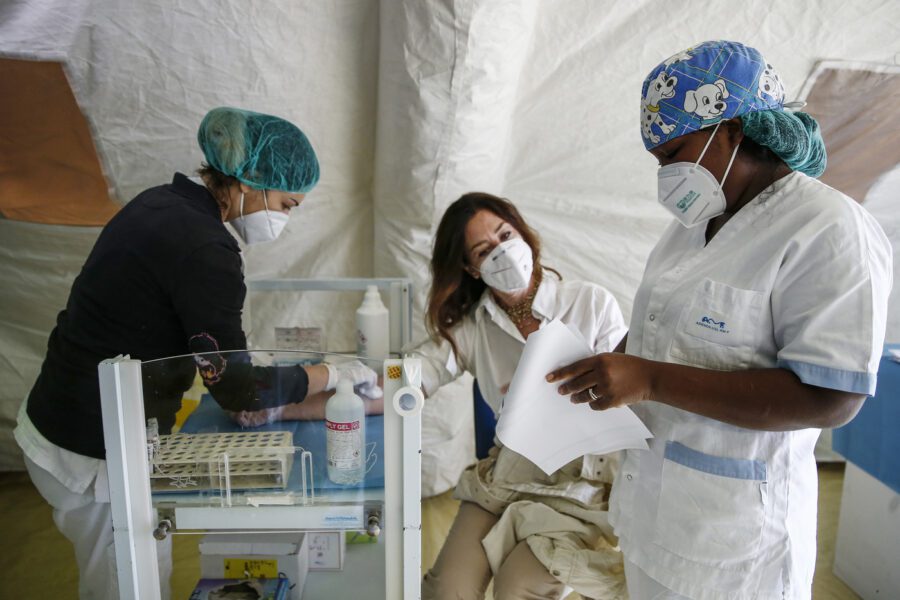 Bollettino Coronavirus, terzo giorno consecutivo oltre quota 200 nuovi casi