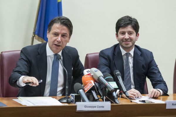 Mancata zona rossa ad Alzano e Nembro: i pm di Bergamo interrogheranno Conte, Speranza e Lamorgese