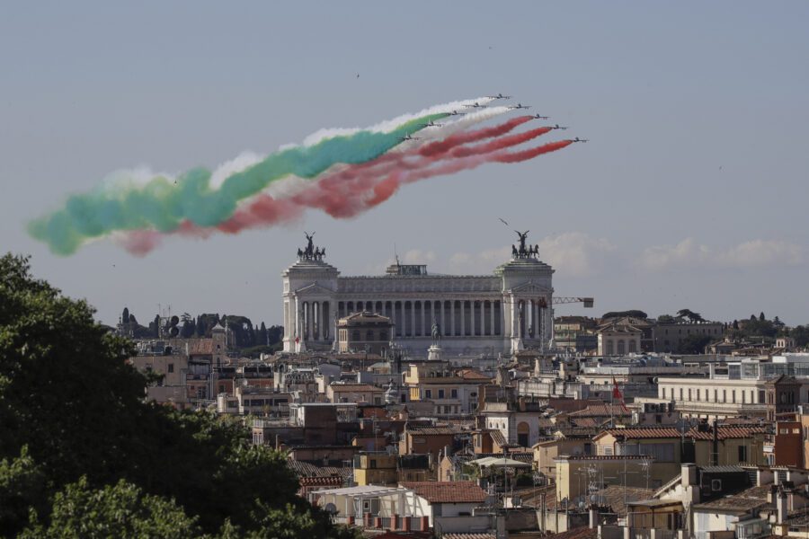 L’enigma della politica italiana in cinque punti