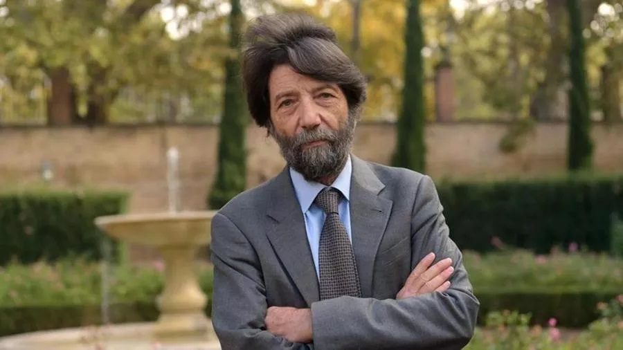 Tre Domande per il Prof. Massimo Cacciari