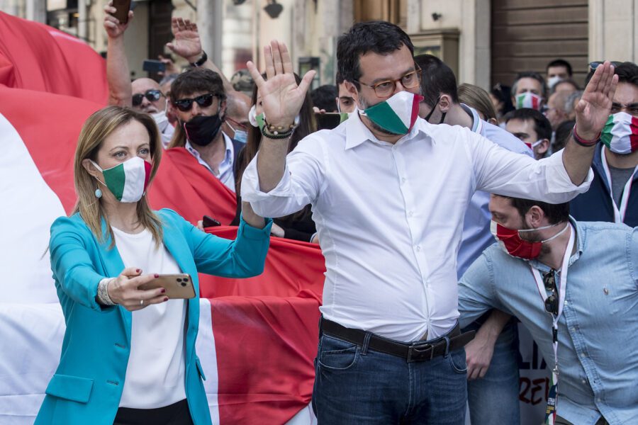 Unità nazionale sfumata per il radicalismo di Salvini e Meloni, tiro alla fune tra Cgil e Confindustria frena ripresa