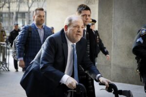 Caso Weinstein, 19 milioni di risarcimento alle vittime di molestie