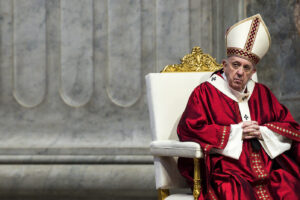 La Chiesa parla di giustizia sociale, ma l’obiettivo è Papa Francesco