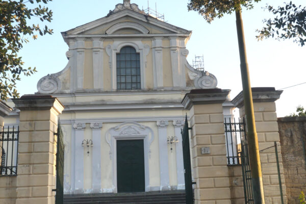 I Miracoli di suor “Pinella” ai Ponti Rossi. Curiosità e misteri del monastero delle Carmelitane Scalze