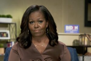 Convention Dem, Michelle Obama all’attacco: “Trump incapace, è il peggior presidente Usa”