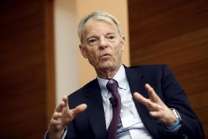 Intervista al Premio Nobel Michael Spence: “L’Italia prenda il Mes senza pensare al debito”