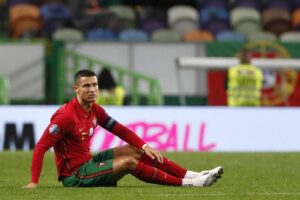 Il j’accuse di Spadafora su Cristiano Ronaldo: “Ha violato il protocollo anti-Covid andando in Portogallo”