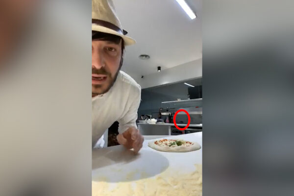 Salvatore Lioniello vittima di gogna social: “In pizzeria c’è un topo”, ma è il figlio…