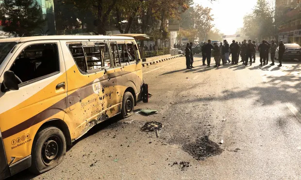 Afghanistan, razzi su Kabul: 8 morti e 31 feriti: colpita ambasciata Iran