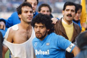 Maradona e i fischi di Napoli: “Non fu soltanto amore”