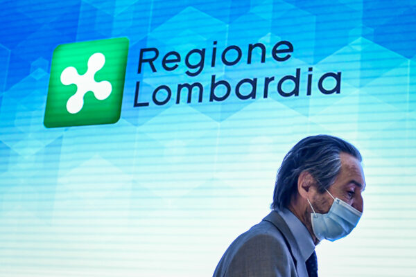 Foto LaPresse – Claudio Furlan 
08/01/2021 – Milano (Italia) cronaca 
Conferenza stampa Presidente Regione Lombardia Attilio Fontana su rimpasto giunta regionale 

Photo LaPresse – Claudio Furlan
January 8,  2021 – Milan (Italy) news 
Press conference of President of the Lombardy Region Attilio Fontana on the reshuffle of the regional council