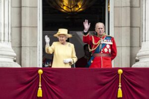 HRH Queen Elisabeth the 2nd & Prince Philip, The Duke of Edinburgh waves to the crowds from the balcony of Buckingham Palace


Since 1748 Trooping the Colour has also marked the official birthday of the British sovereign. It is held in London annually on a Saturday in June on Horse Guards Parade next to St. James’s Park, and coincides with the publication of the Birthday Honours List. Among the audience are the Royal Family, invited guests, ticketholders and the general public. The colourful ceremony is also known as "The Queen’s Birthday Parade", though the official birthday for the Queen is on the 21st of June