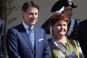Bellanova non ci sta: “Conte tiene in ostaggio maggioranza e Paese”