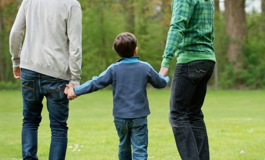 Figli di coppie omosessuali: dalla vita al diritto