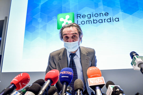 Il modello Lombardia fanalino di coda: nei guai con i vaccini e quasi rossa per contagi