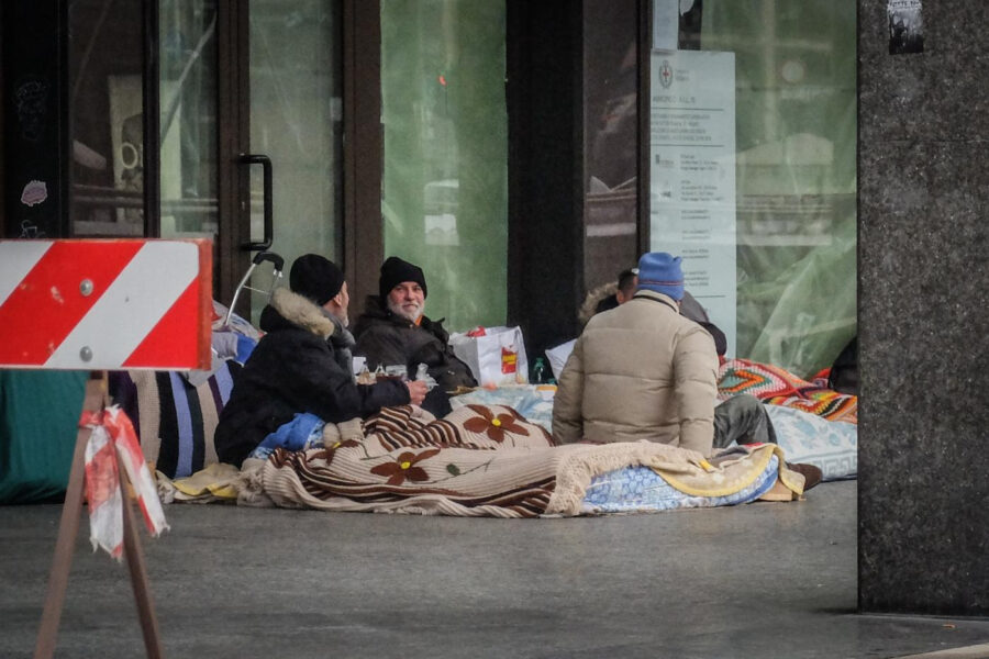 La strage silenziosa degli homeless morti al gelo è il fallimento di tutti noi