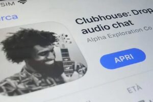 Clubhouse contro la censura di Stato, i cinesi invadono il social degli audio