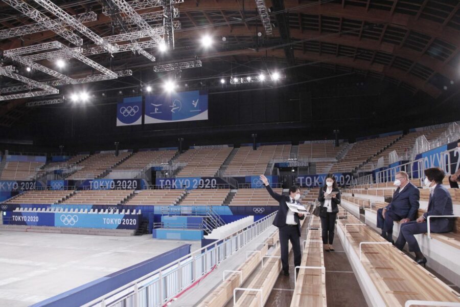 Olimpiadi off-limits, le gare dei Giochi a Tokyo senza spettatori: “Non avevamo scelta”