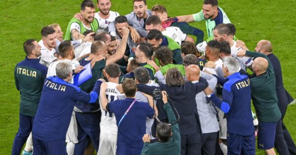 Italia Spagna A Roma Tutti I Maxischermi Dove Vedere La Semifinale Di Euro 2020 Il Riformista