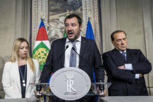Meloni archivia Salvini e Forza Italia: “Il centrodestra va rifondato, loro preferiscono la sinistra”