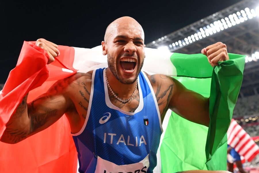 Jacobs è oro nei 100 metri piani a Tokyo 2020: Italia nella storia