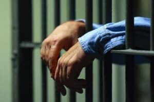La strage in carcere, 74 detenuti si sono tolti la vita nel 2022: mai così tante