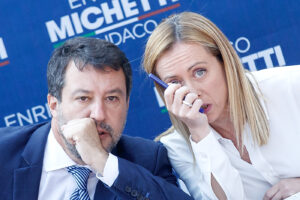 Salvini e Meloni nei guai insieme tra i casi Morisi e Fidanza